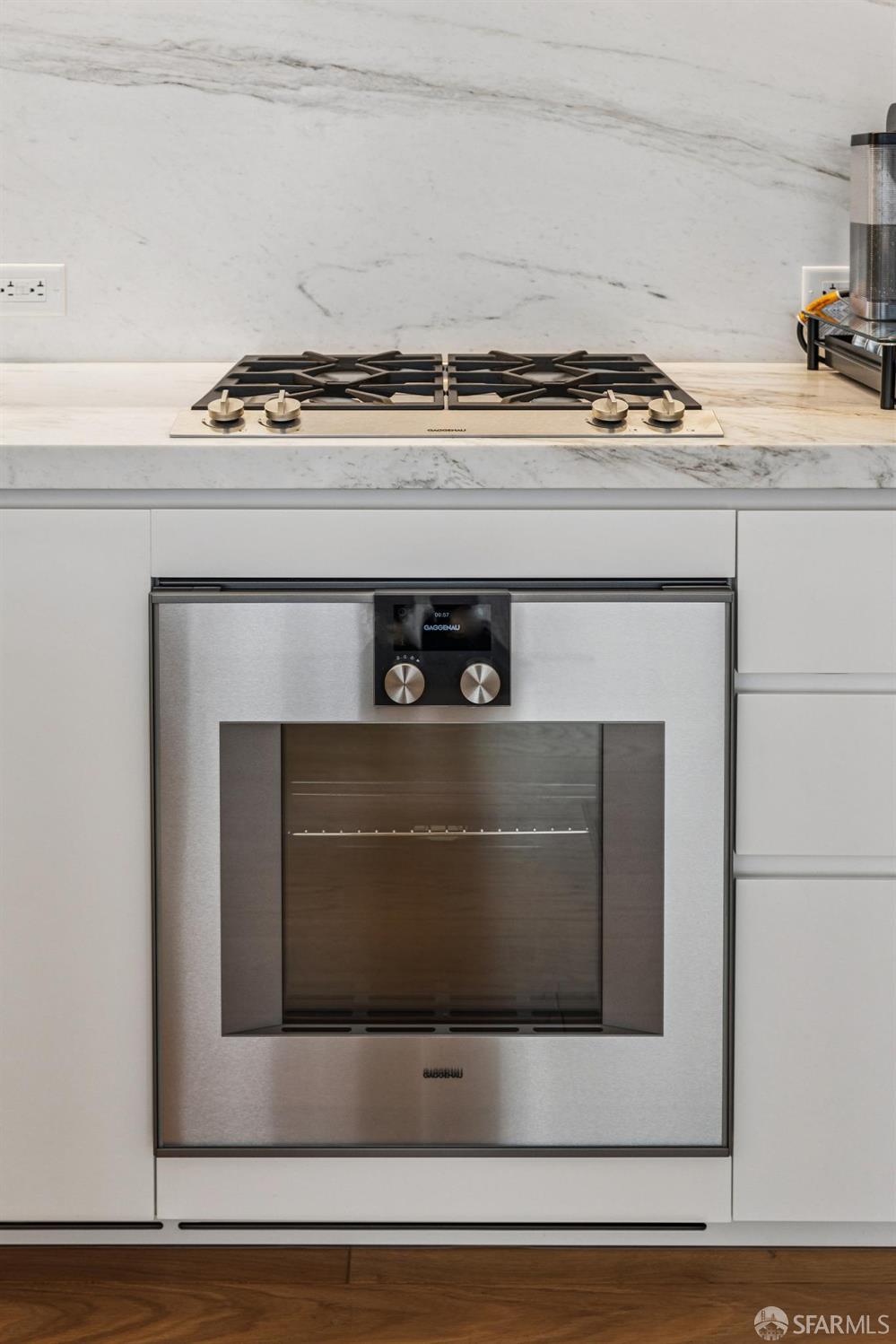 1 Steuart Ln #201 San Francisco, CA 94105