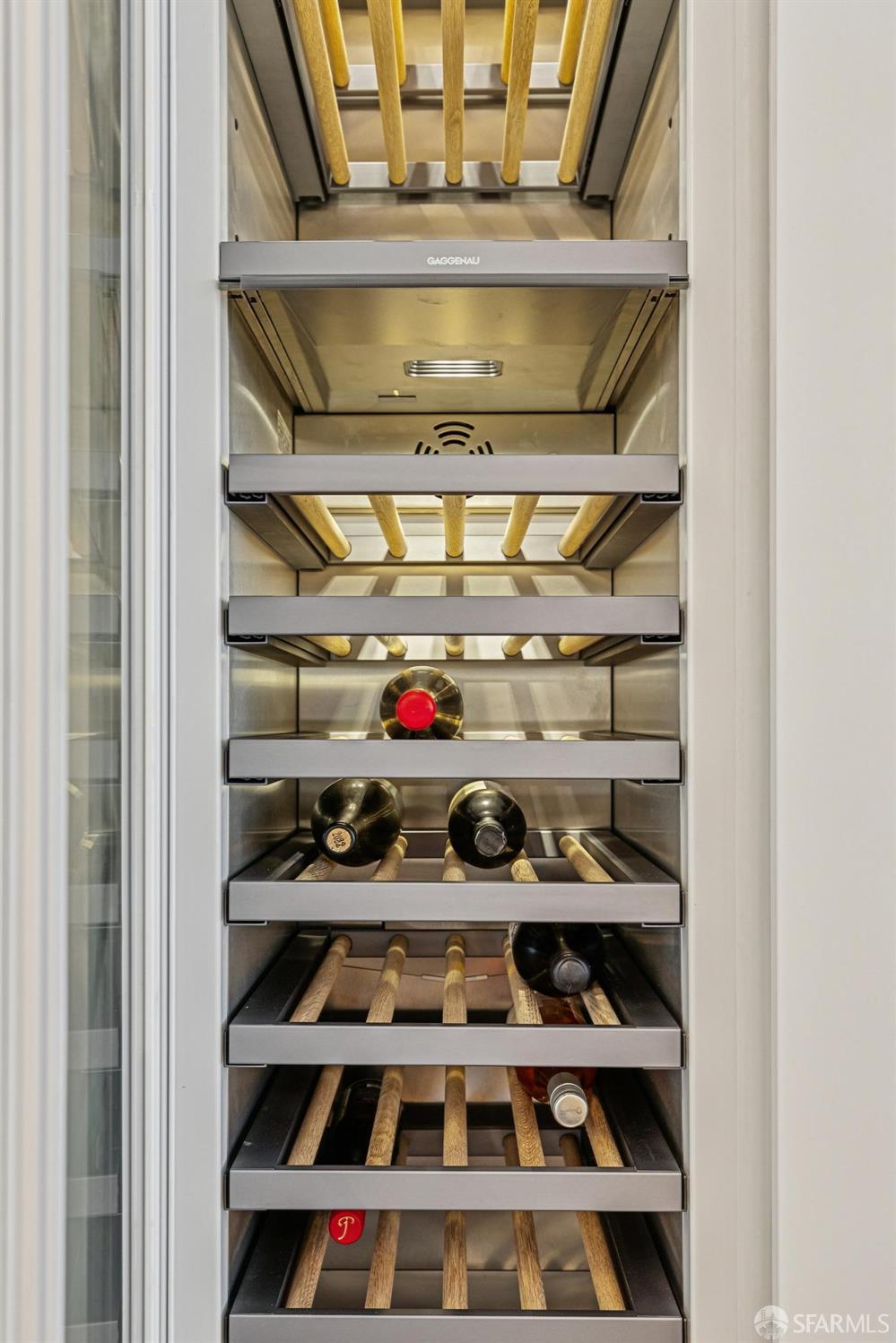 1 Steuart Ln #201 San Francisco, CA 94105