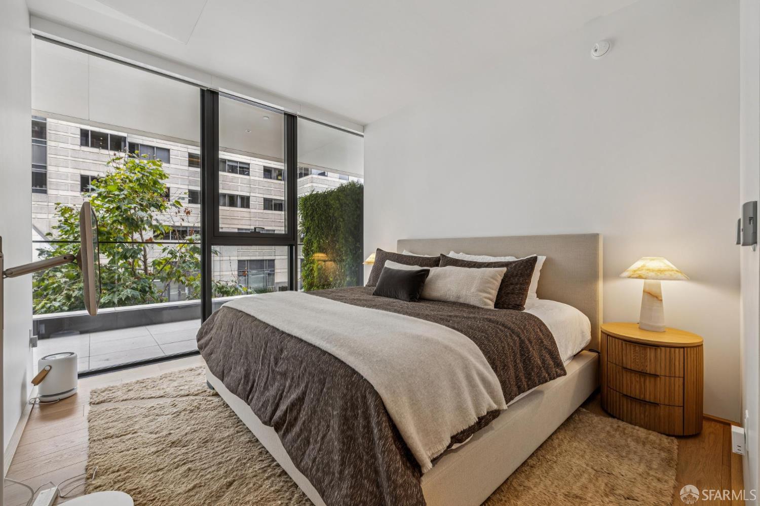 1 Steuart Ln #201 San Francisco, CA 94105