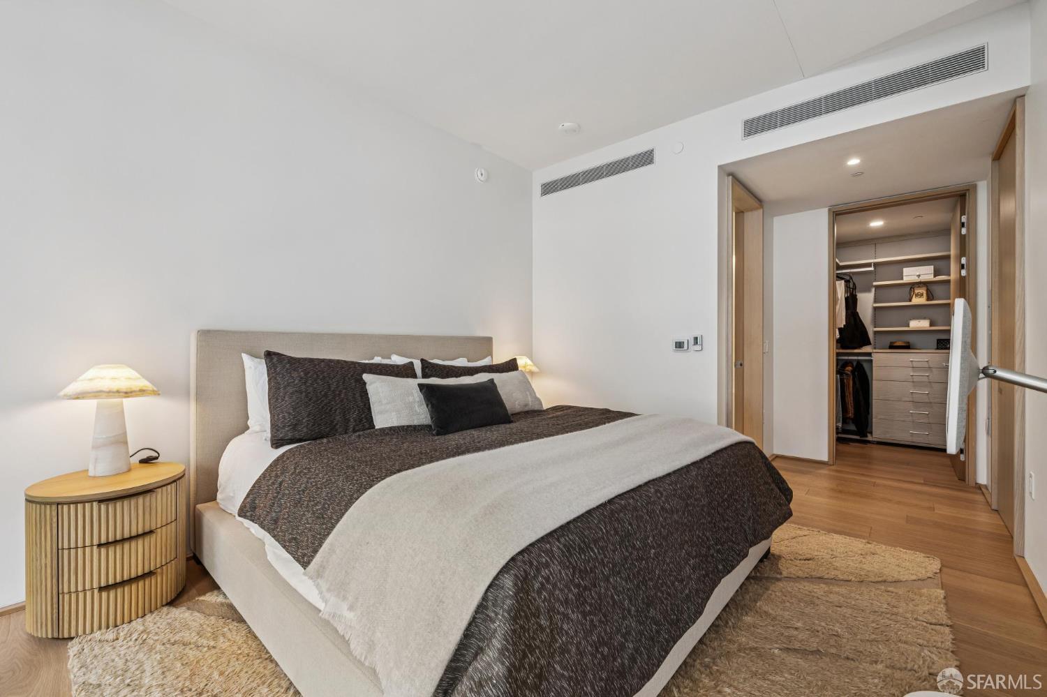 1 Steuart Ln #201 San Francisco, CA 94105