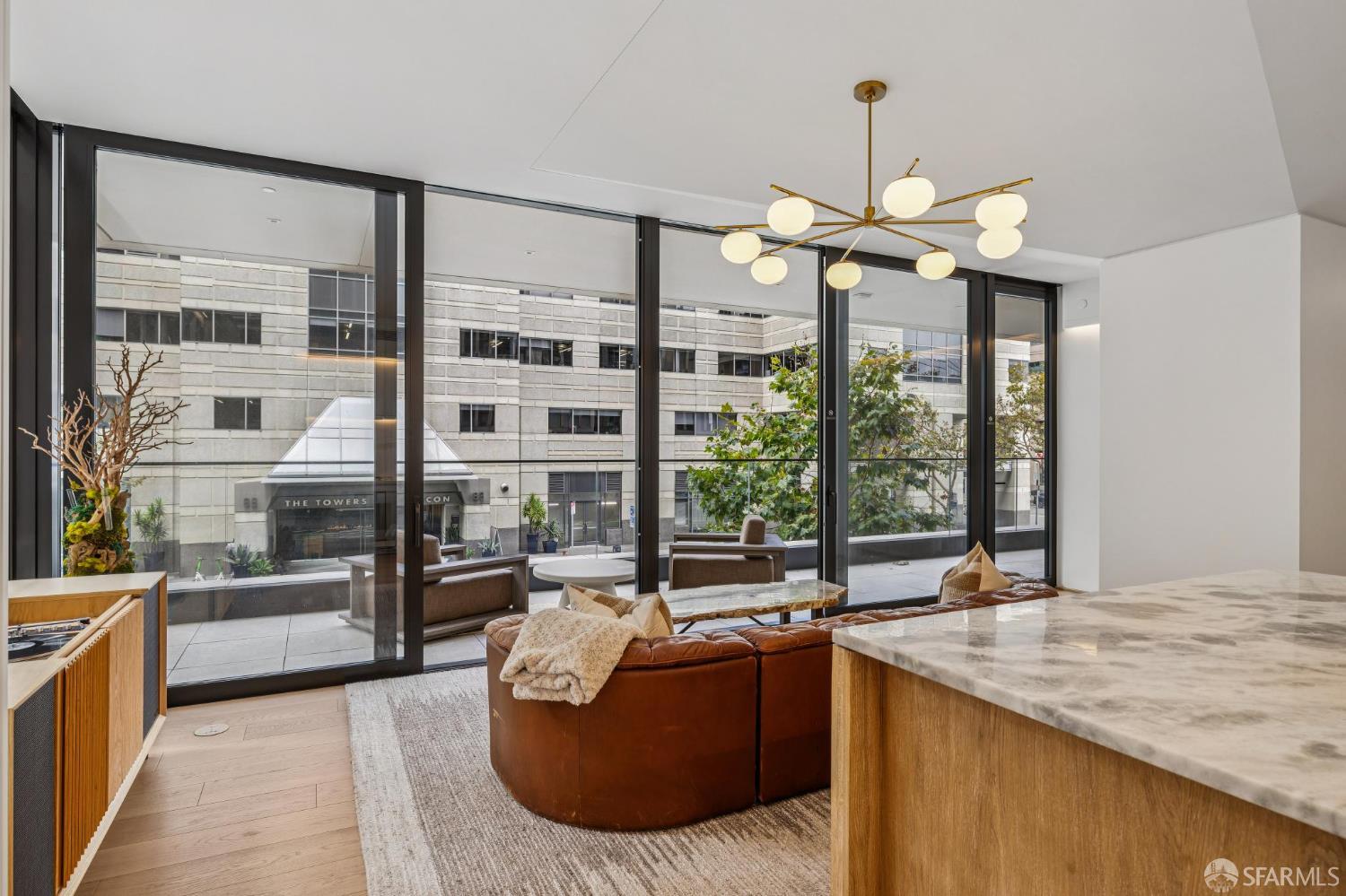 1 Steuart Ln #201 San Francisco, CA 94105