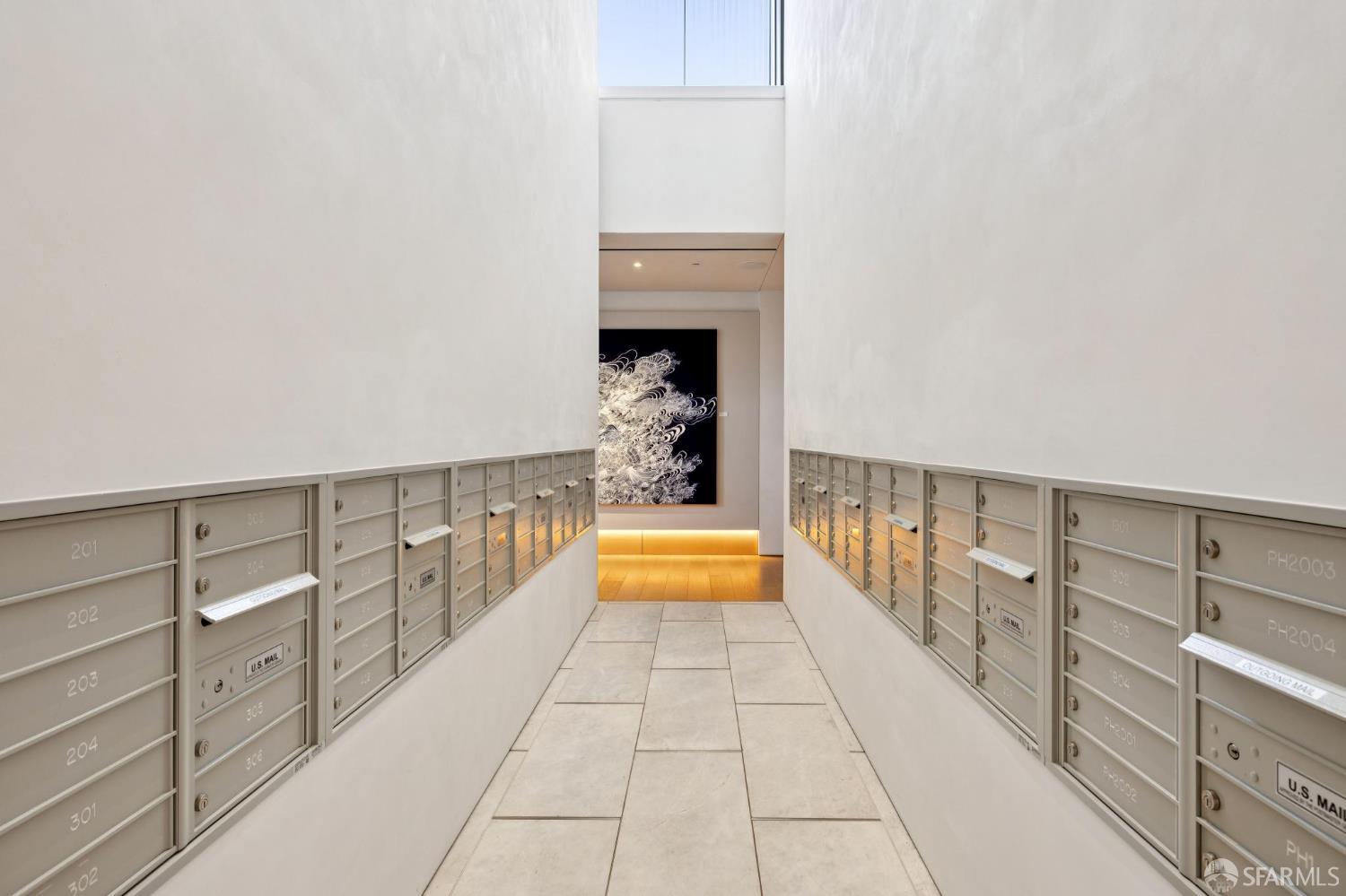 1 Steuart Ln #201 San Francisco, CA 94105